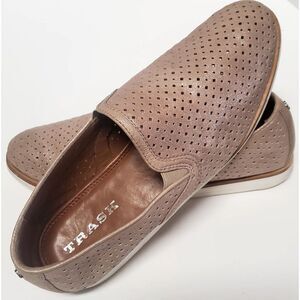 Trask Shoes 7M Perforated Metallic Gold Slip On Loafers White Live Tech Sole